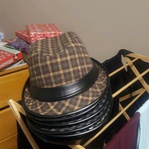 Meet your Posher, Charles